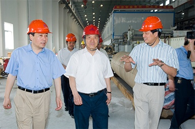 2007年5月25日，時任全國政協(xié)常委、經濟委員會副主任、中國包裝聯合會會長石萬鵬一行來公司視察