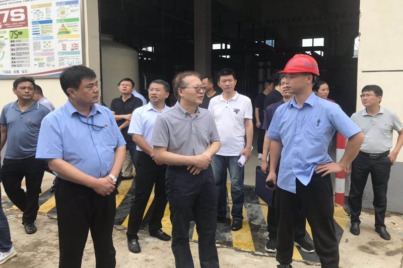 2020年8月5日，時任國家水利部全國節(jié)約用水辦公室副主任熊中才蒞臨景興紙業(yè)調研企業(yè)用水節(jié)水工作